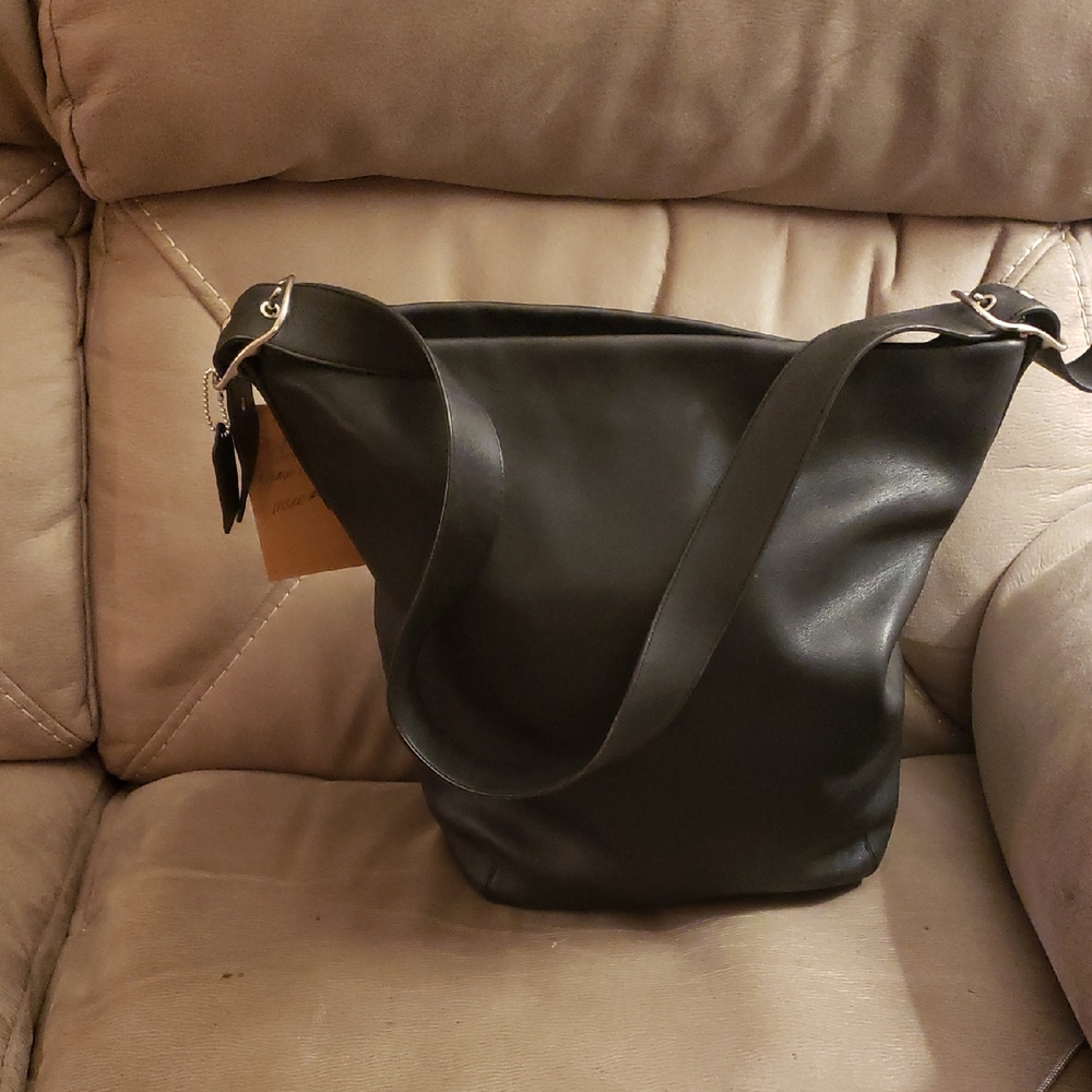 Coach Vintage Large Duffle Black Leather Shoulder Bag